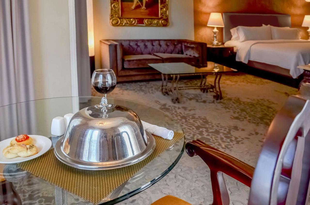 Hilton Guatemala City, Guatemala La Aurora Екстер'єр фото