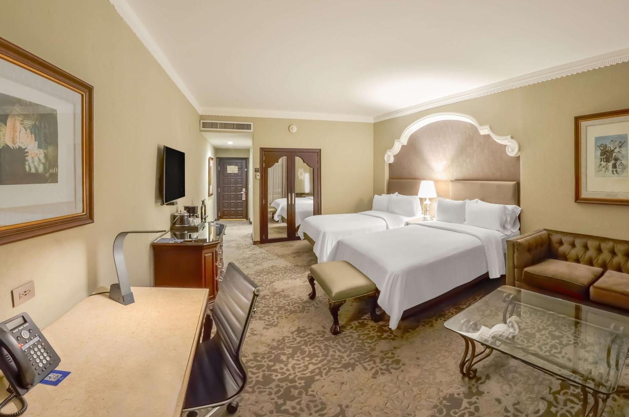 Hilton Guatemala City, Guatemala La Aurora Екстер'єр фото